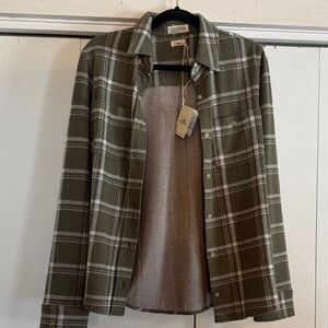 Faherty legend sweater shirt olive plaid BN with tags size S super cozy warm!
